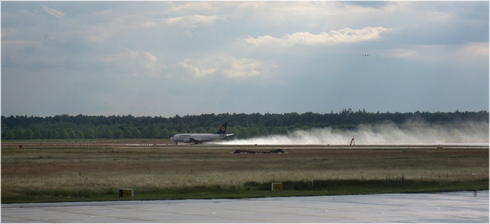 * Startbahn West: schnell weg ... *