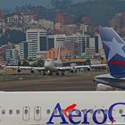 Startender Cargo-Jumbo in Quito