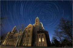 Startrail mit dem Speyrer Dom