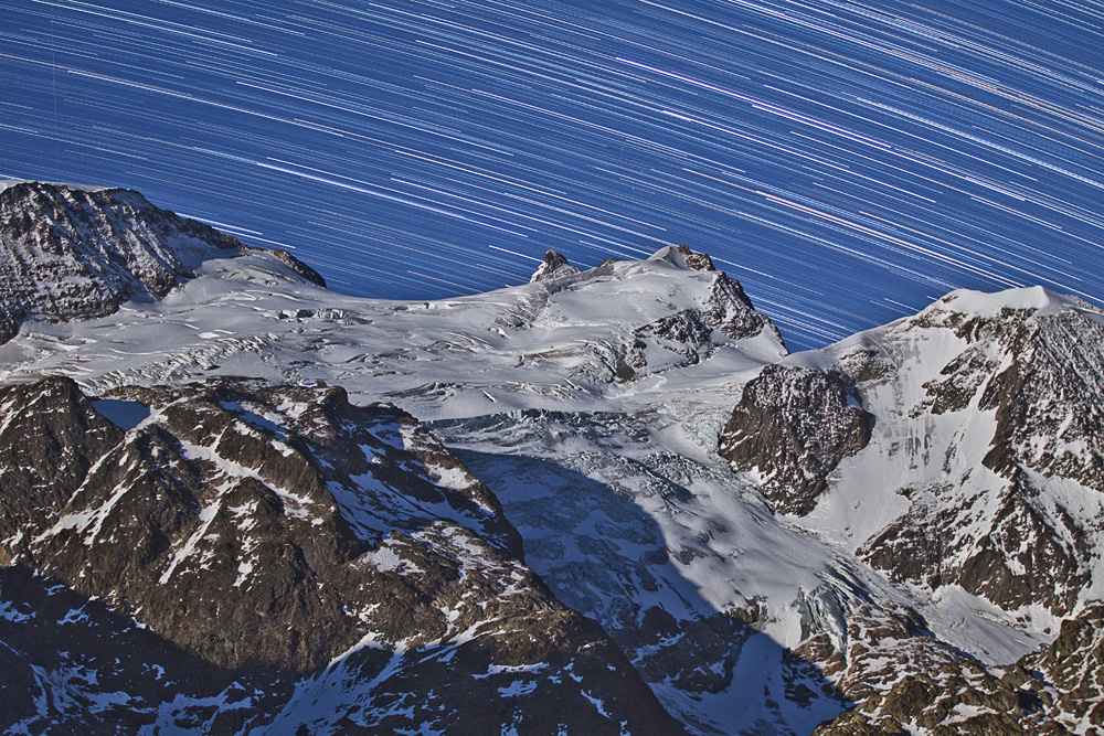 Startrail vom Sustenpass.....