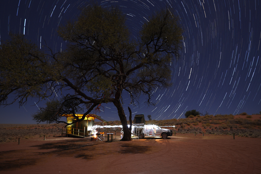 Startrails - am Rande der Namib