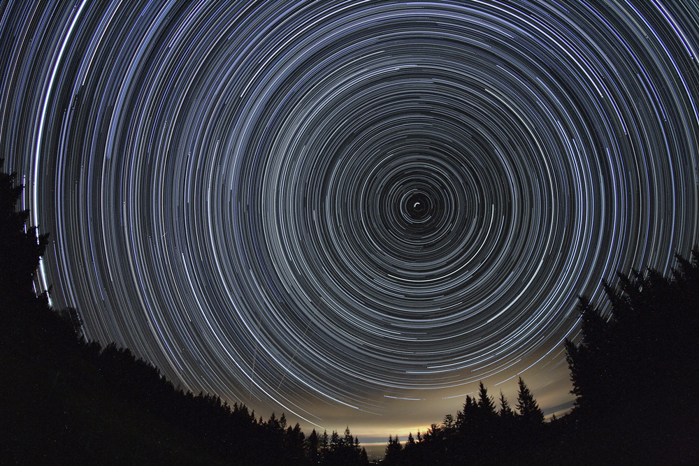 Startrails Richtung Norden Hohe Dirn Nationalpark Kalkalpen