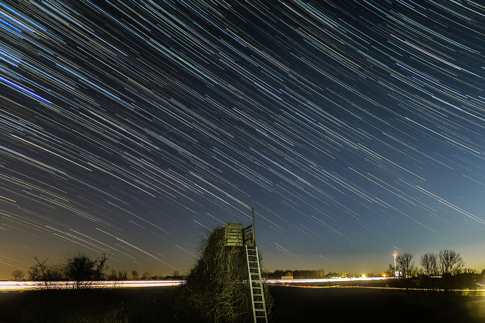 Startrails vs. Cartrails