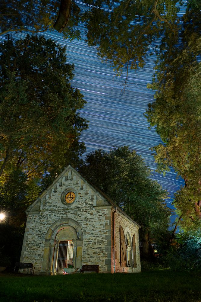 Startrails vs. Marienkapelle