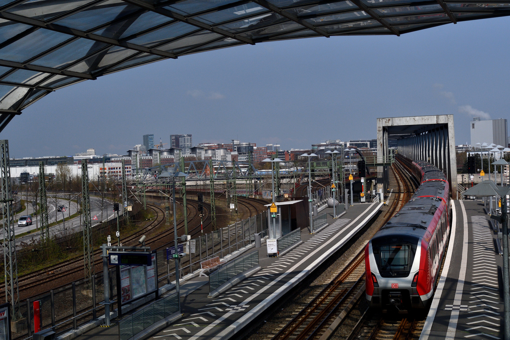 Station Elbbrücken