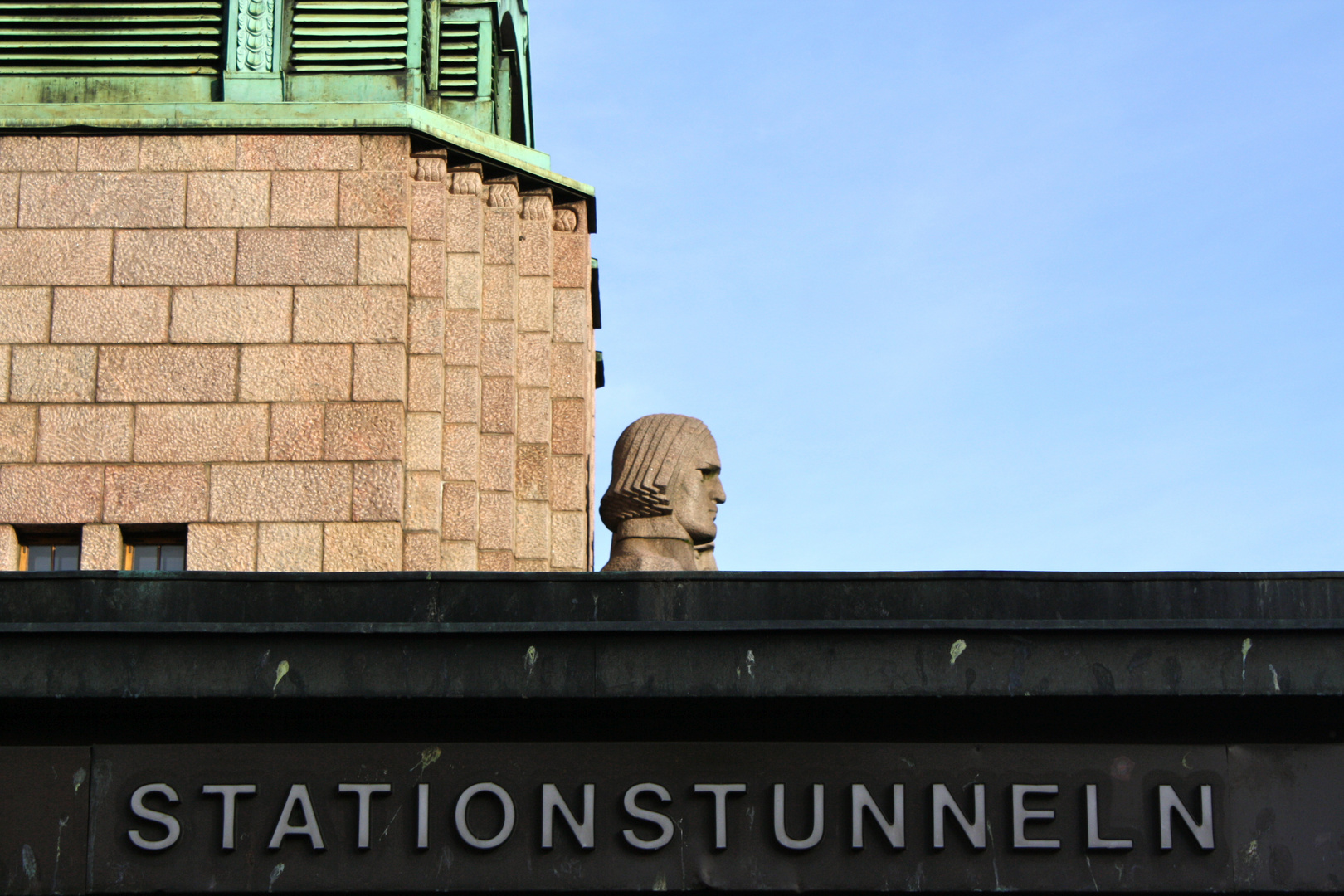 stationstunneln