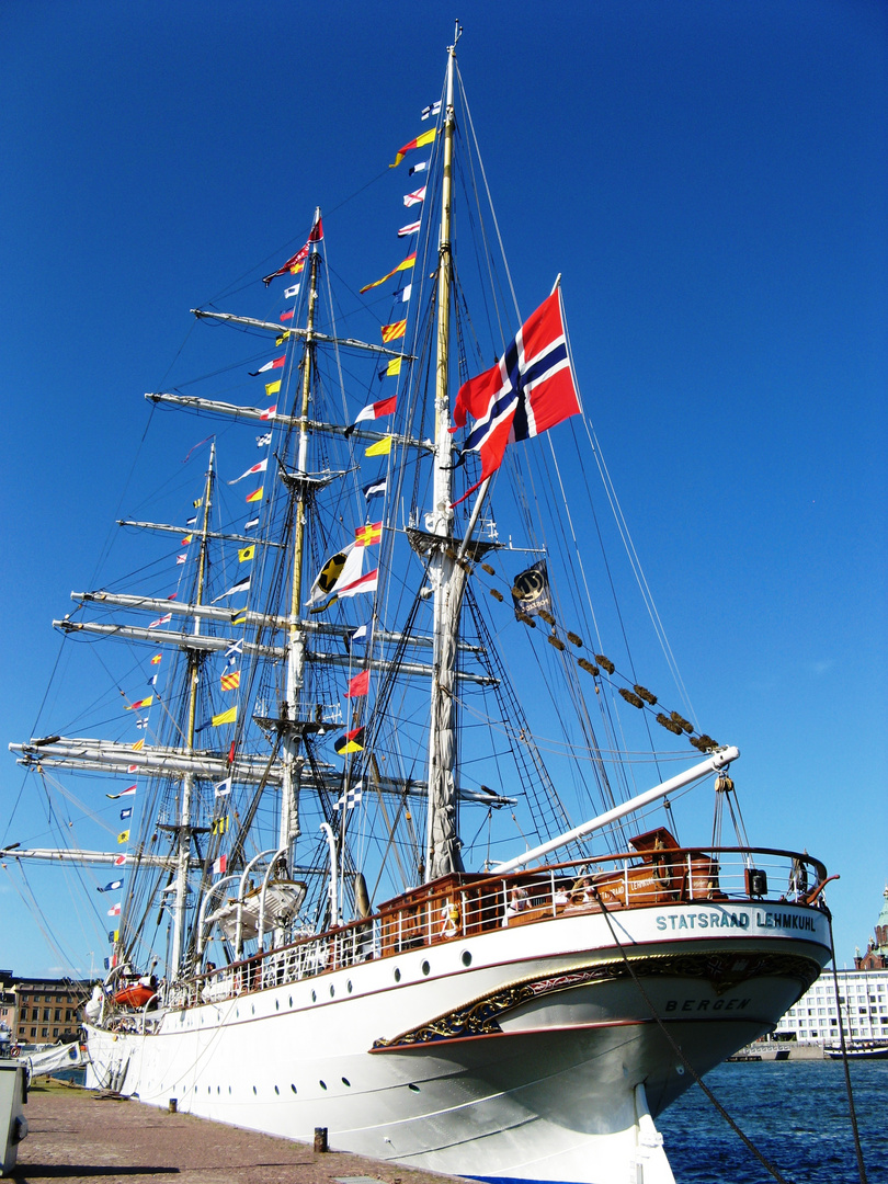Statsraad Lehmkuhl Foto Bild Schiffe Und Seewege Segelschiffe Verkehr Fahrzeuge Bilder Auf Fotocommunity