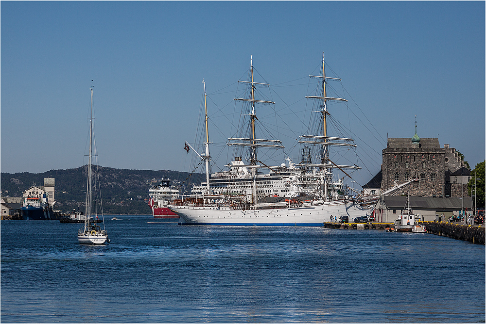 ... Statsraad Lehmkuhl ...