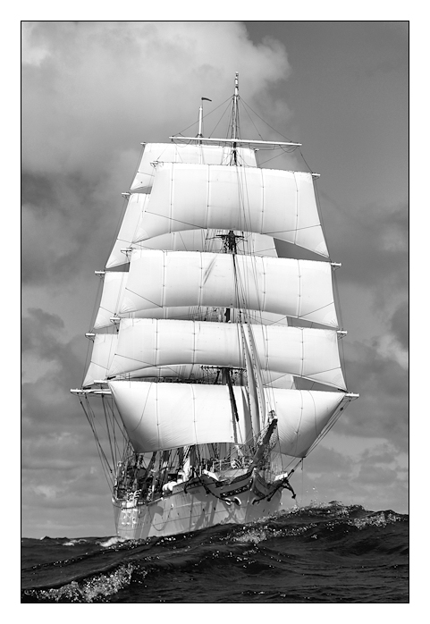 Statsraad Lehmkuhl .I. Foto & Bild | fotokunst, monochrome ...