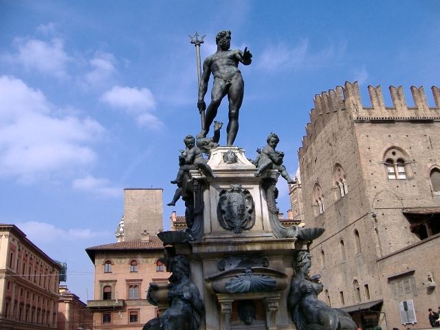 statua di nettuno a bologna