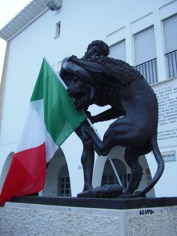 Statua di Policoro