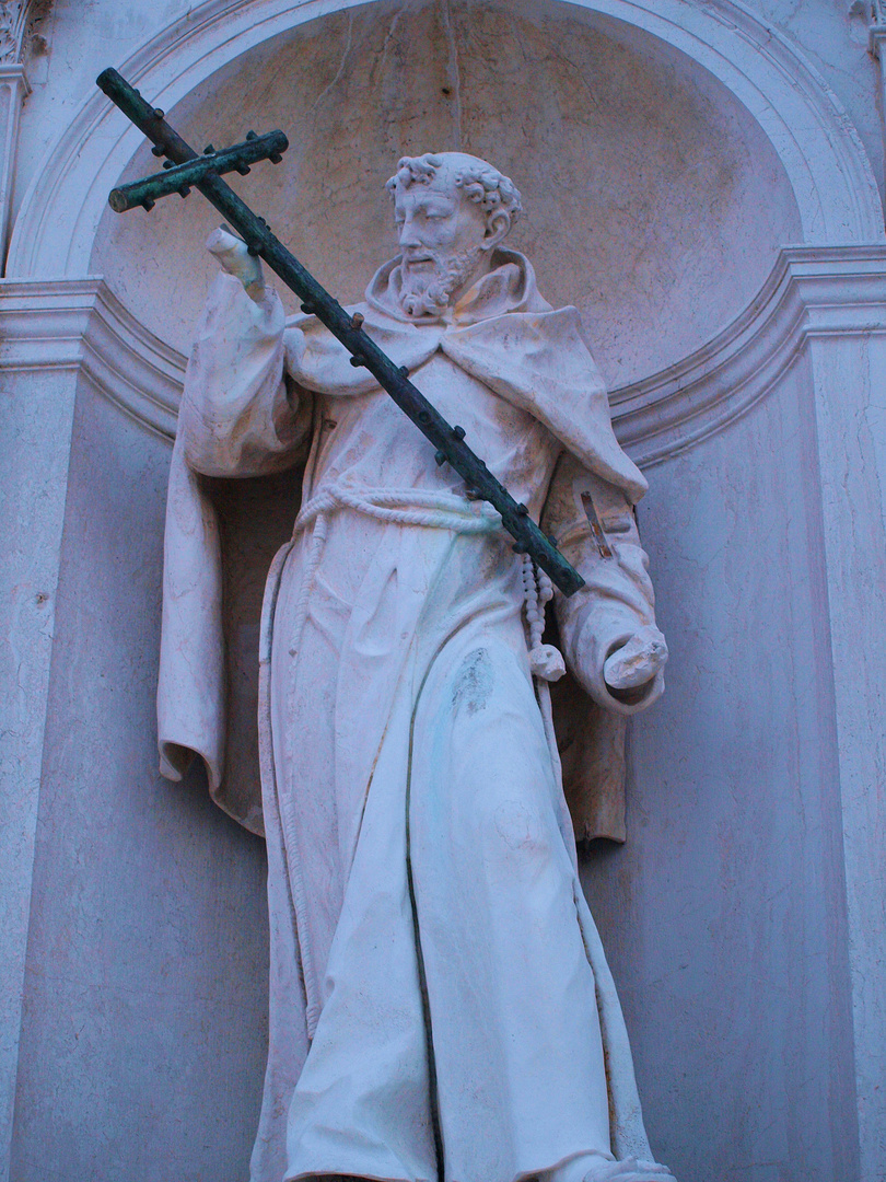 Statua di San Francesco del Redentore