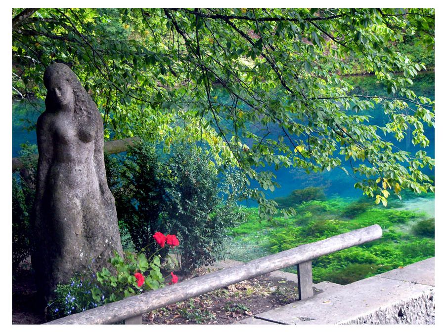 Statue am Blautopf