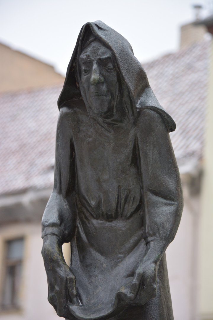 Statue am Knappenbrunnen