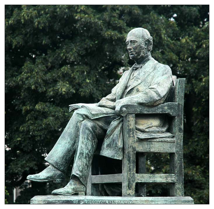 Statue at Trinity College, Dublin