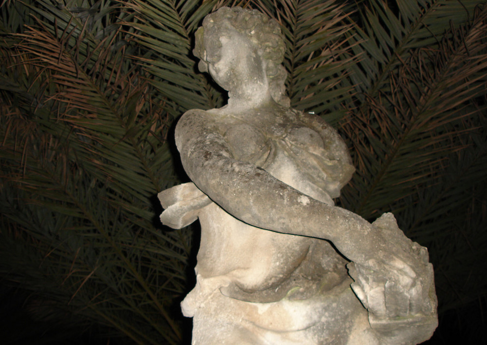 Statue aus einem Park in San Remo