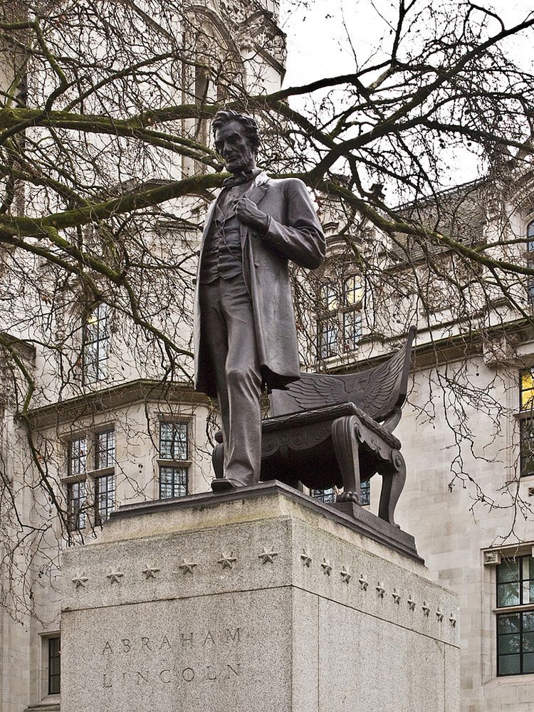 Statue de Abraham Lincoln  --  Parliament Square,  London  --  Statue von Abraham Lincoln