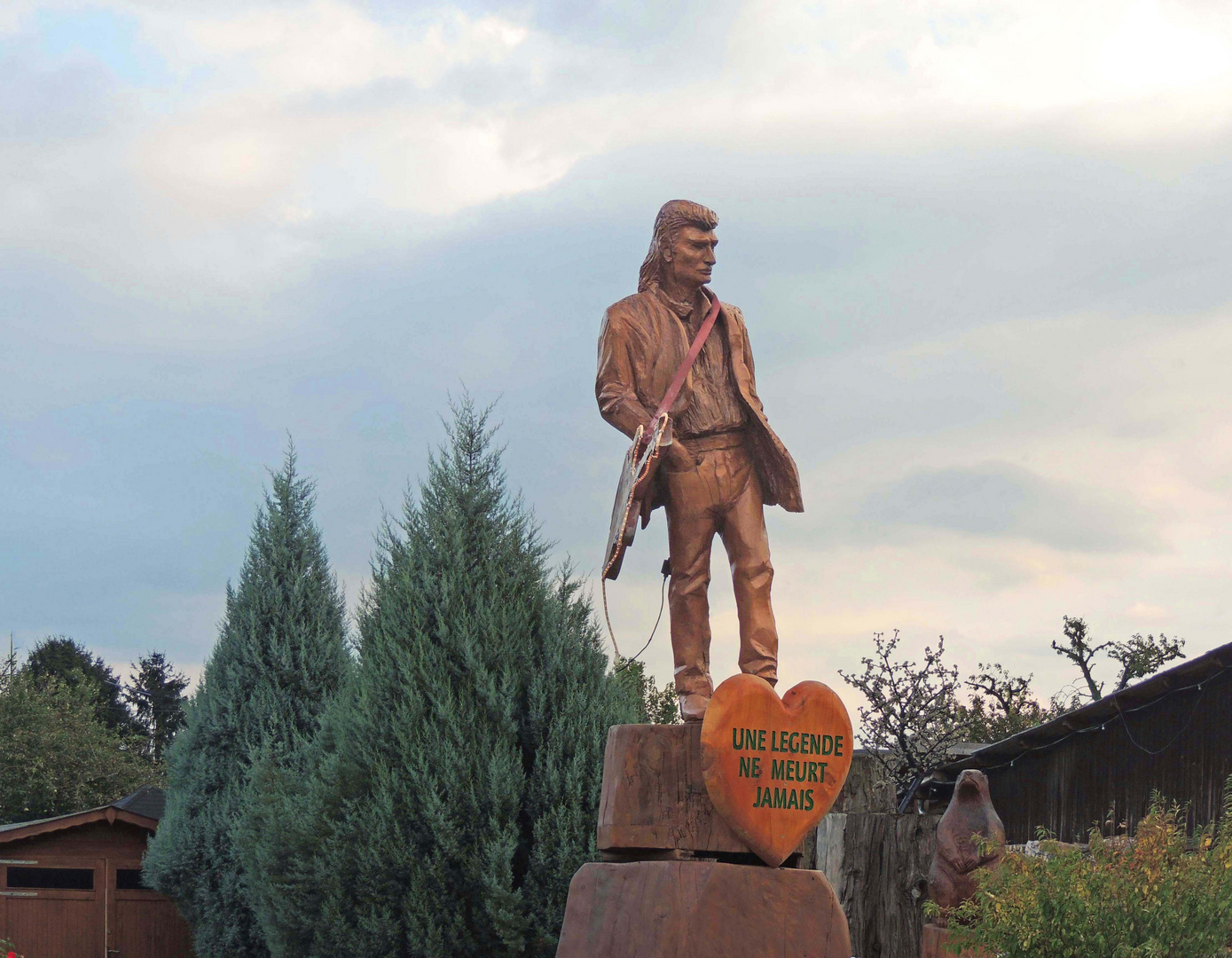 Statue de Johnny Hallyday 