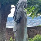 Statue der Hildegard von Bingen