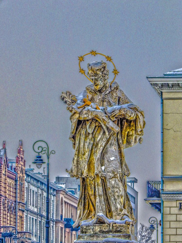 Statue des Heiligen Nepomuk auf dem Plac Trzech Krzyzy