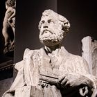 Statue des Petrus im Duomo di Siena