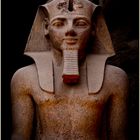 statue des pharaos ramses II.