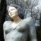 Statue (Florbela Espanca)