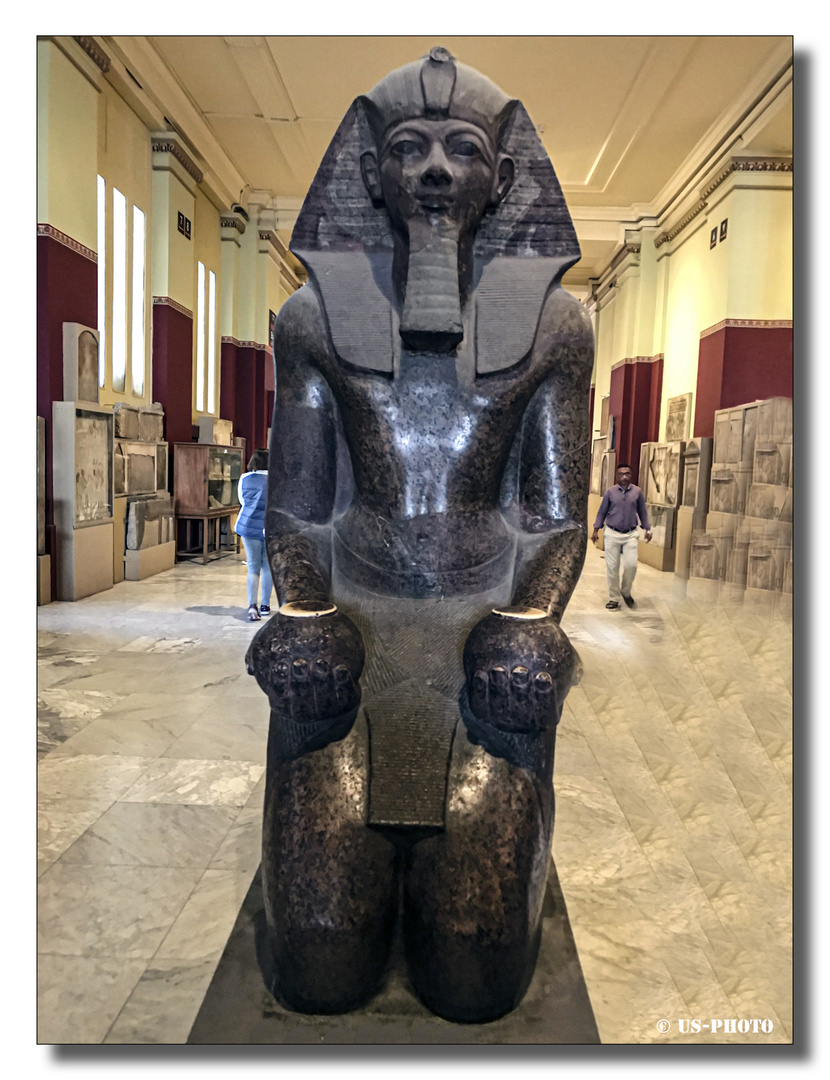 Statue im ägyptischen Museum Kairo