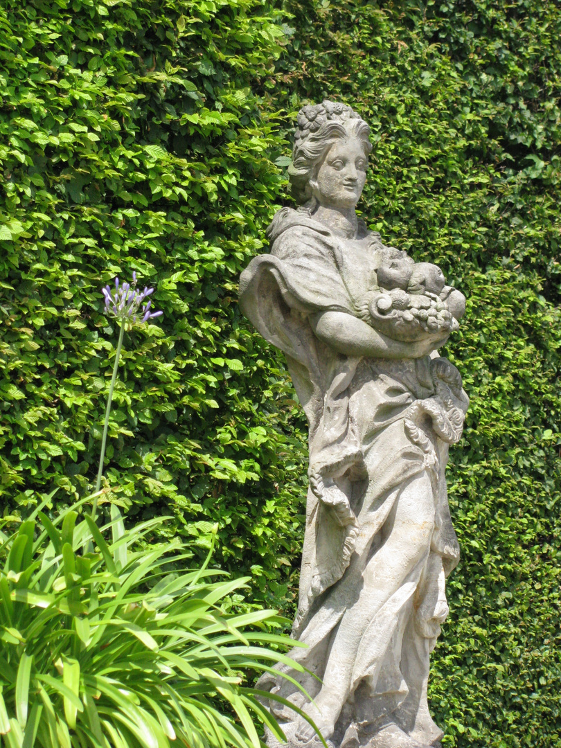 Statue im Barockgarten Großsedlitz