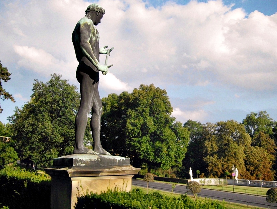 Statue im Nordischen Garten von Sanssouci