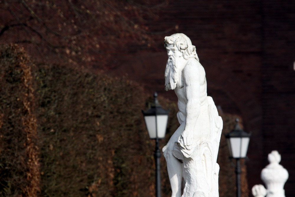 Statue im Palastgarten Trier