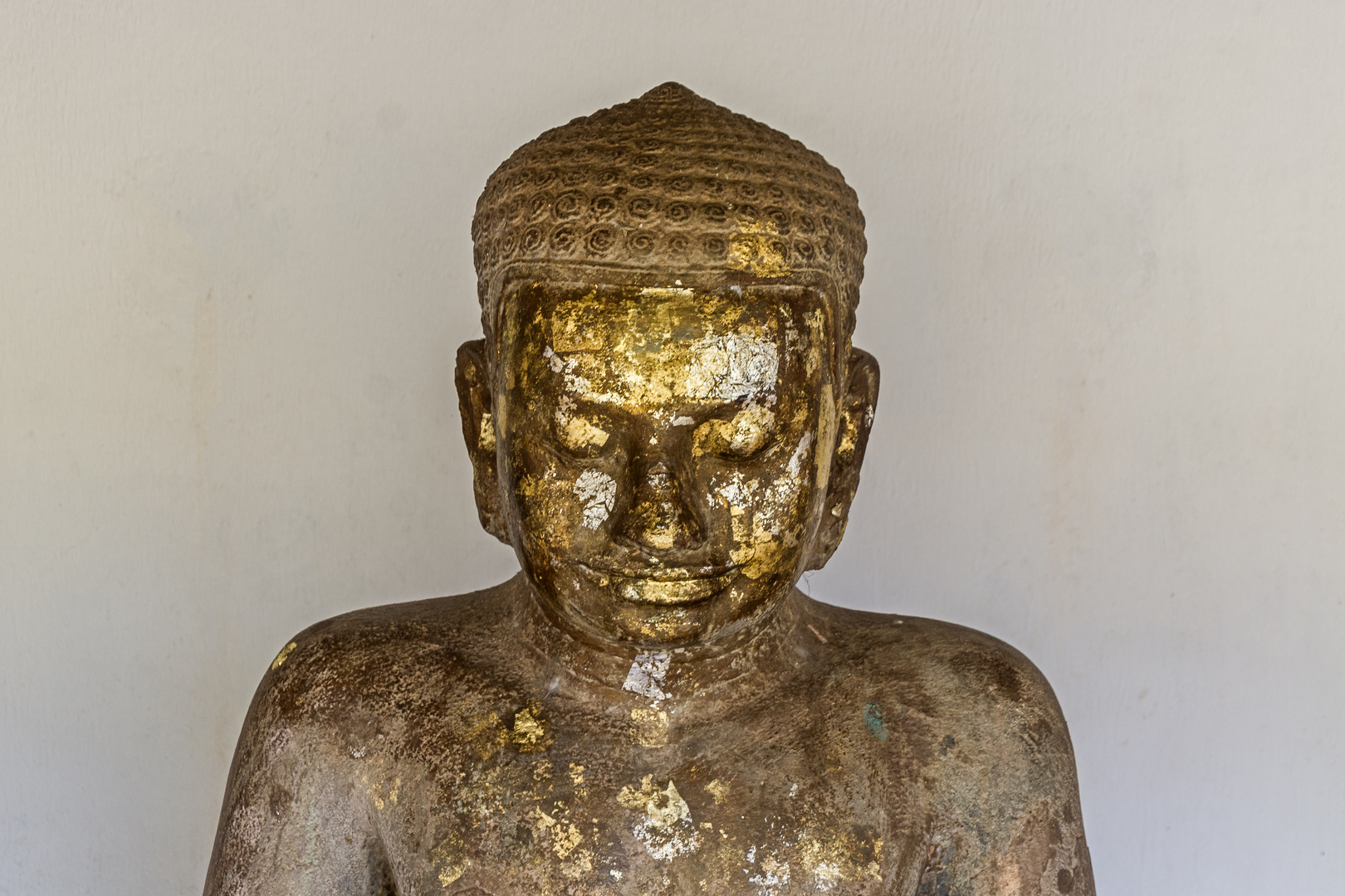 Statue im That Luang (Luang Prabang)