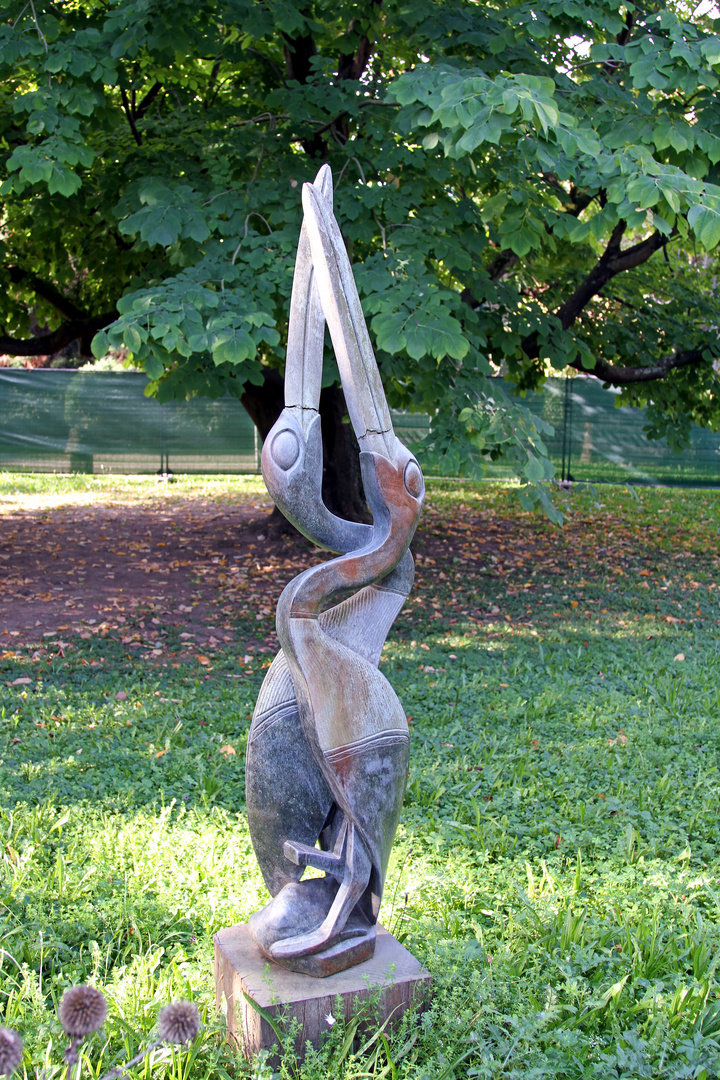 Statue im Zoo Heidelberg