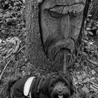 Statue mit Hund