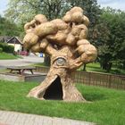 Statue of a tree