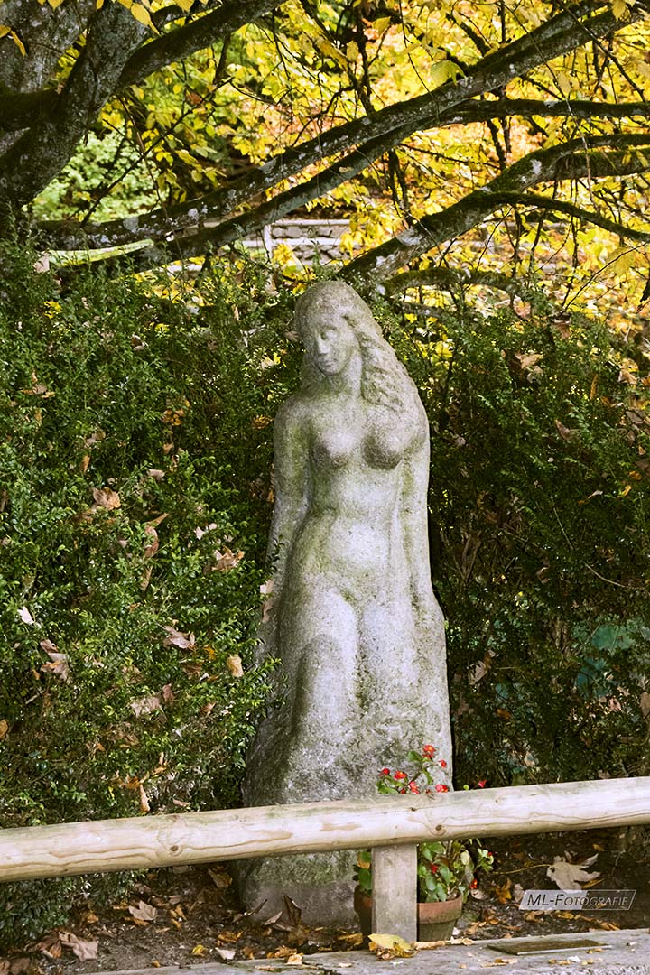 Statue Schöne Lau am Blautopf