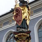 Statue vom Brunnen an der Dreifaltigkeitskirche