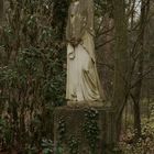 Statuen auf dem Friedhof Stahnsdorf