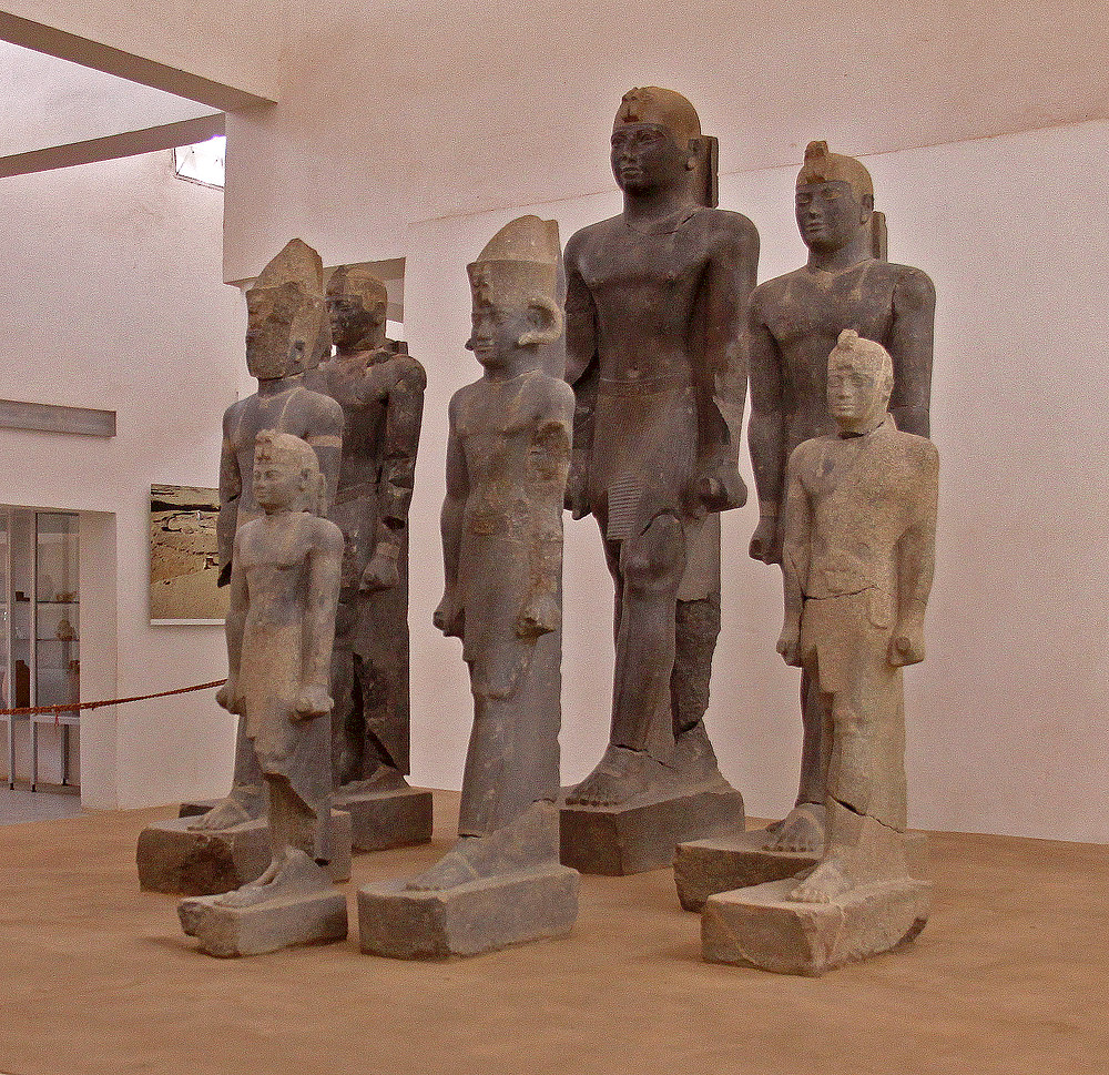 Statuen im Kerma Museum im nördlichen Sudan.