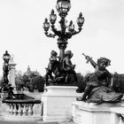 Statues et lampadaires du pont Alexandre III