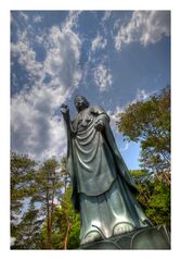 Statues of goddess of mercy