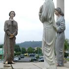 Statues of "Rainha Santa Isabel"