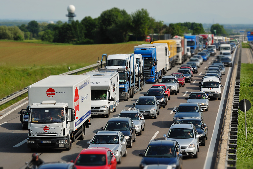 Stau auf der A9