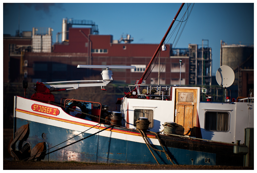 Stau im Hafen MA 5