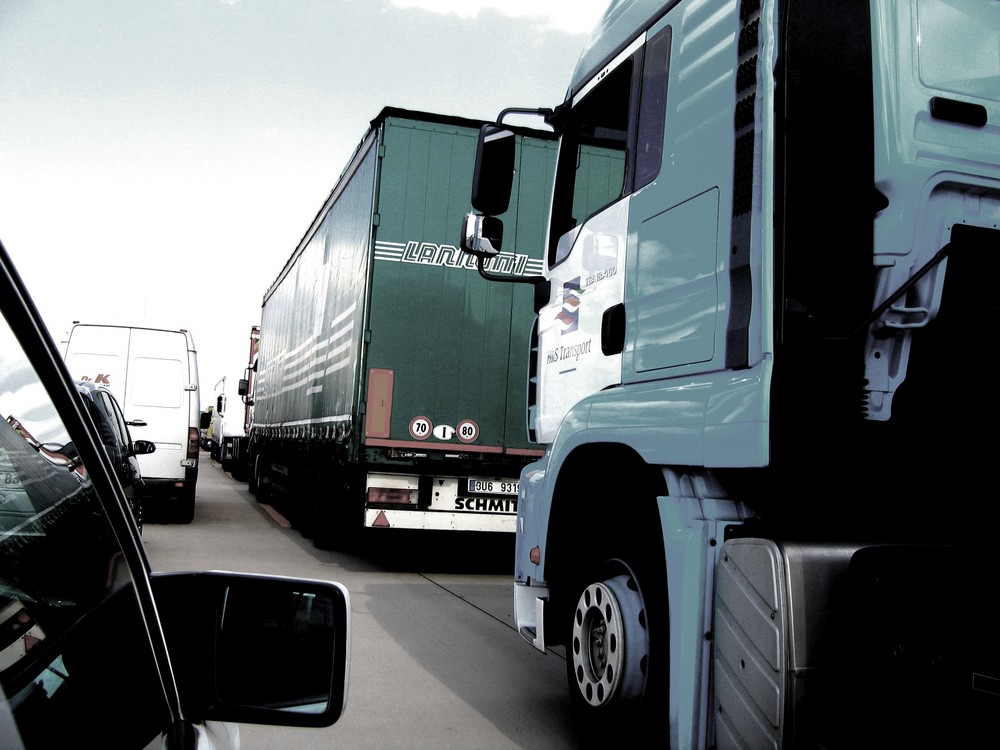 Stau oder Stockender Verkehr