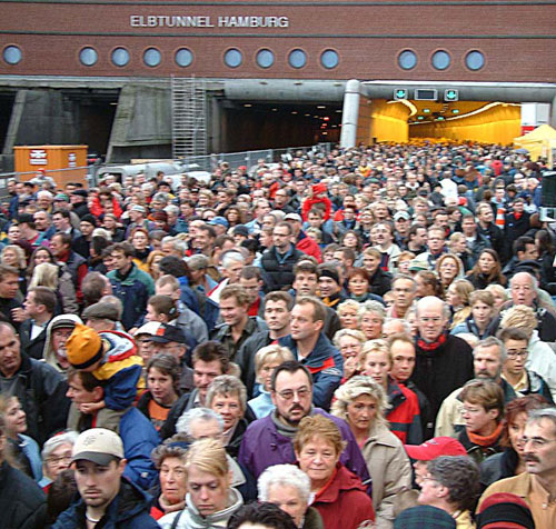 Stau vor der 4ten Elbtunnelröhre