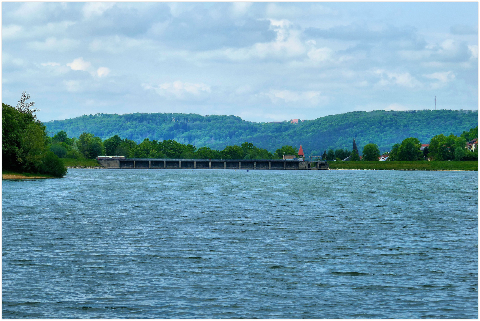 Staumauer am  Happurger Stausee