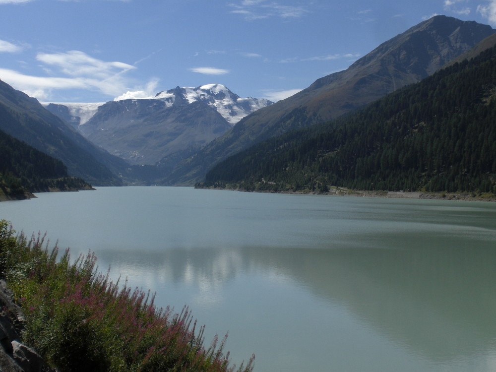 Stausee am Kaunertaler Gletscher in Österreich