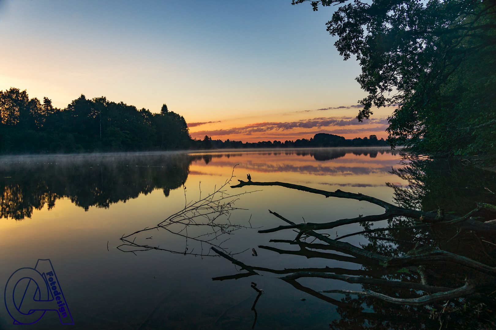 Stausee Losheim kurz vor Sonnenaufgang