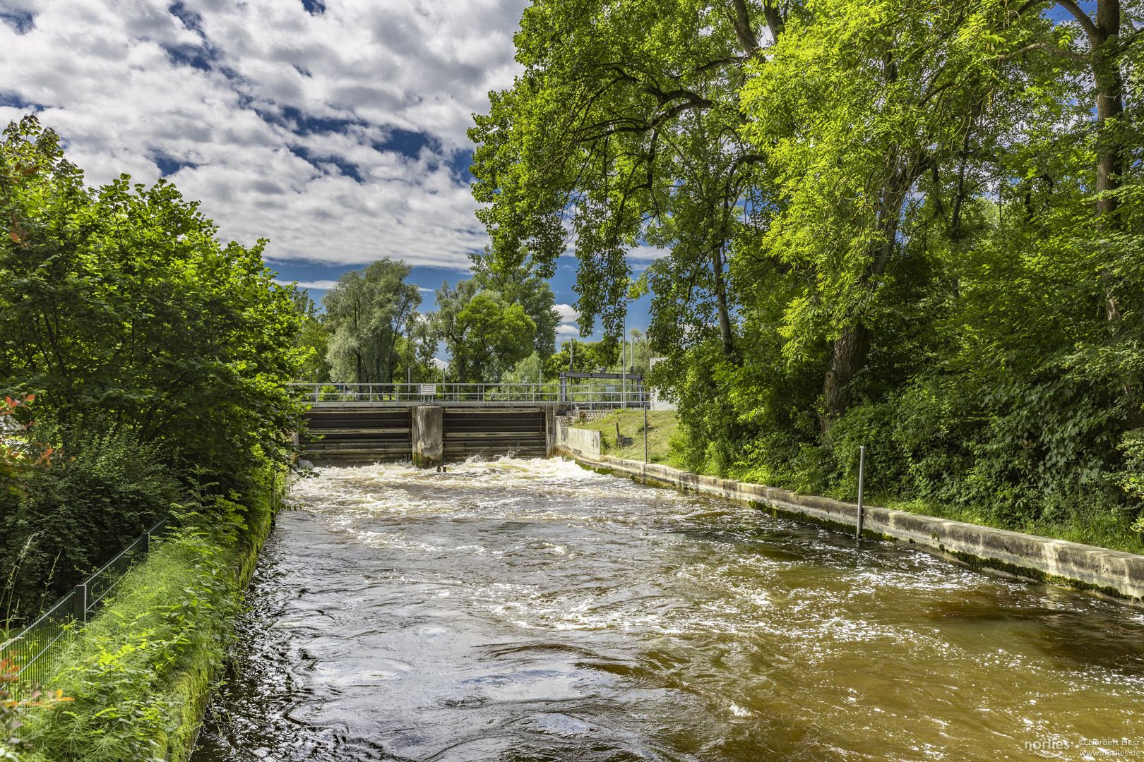 Staustufe am Fabrikkanal